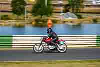 Vintage-motorcycle-club;eventdigitalimages;mallory-park;mallory-park-trackday-photographs;no-limits-trackdays;peter-wileman-photography;trackday-digital-images;trackday-photos;vmcc-festival-1000-bikes-photographs